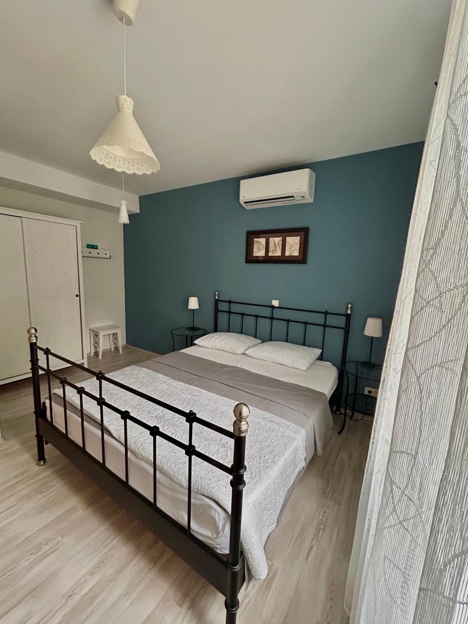 Apartment Barbina Kastelina Светий Юрай Екстер'єр фото